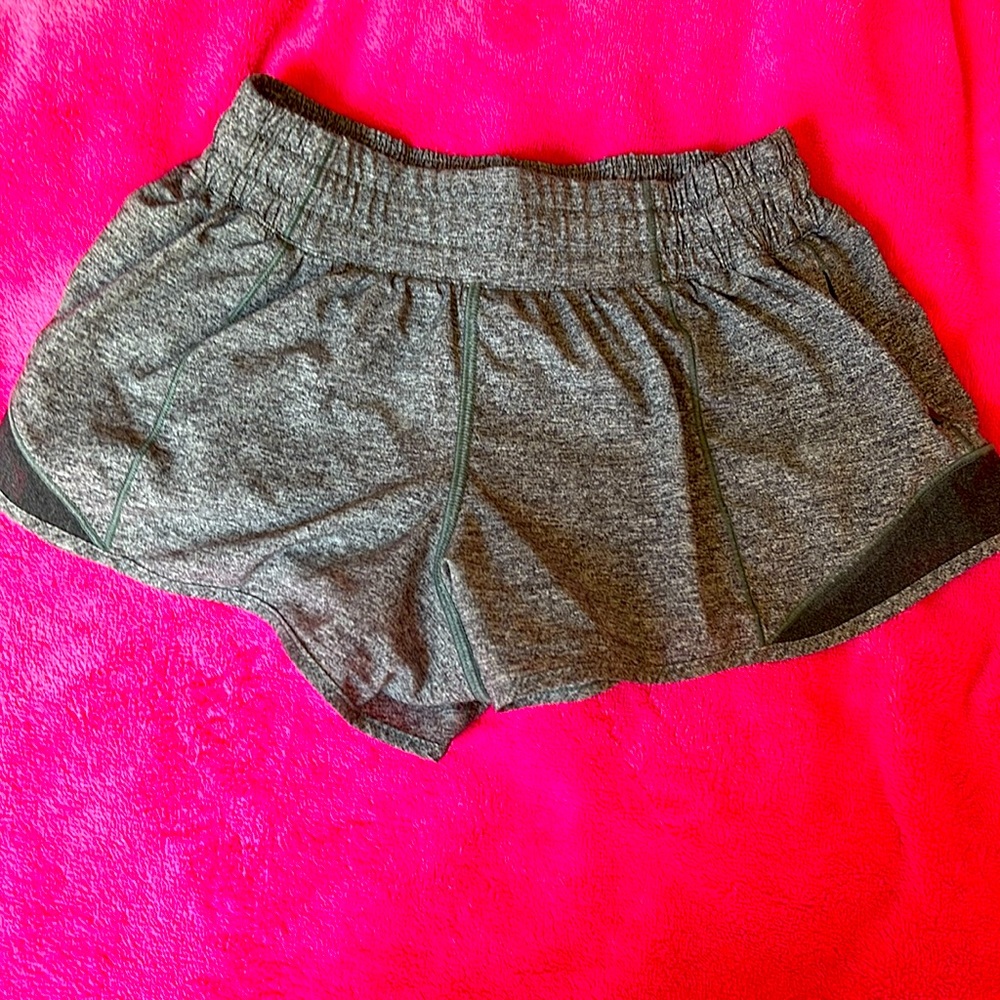 lululemon hotty hot shorts